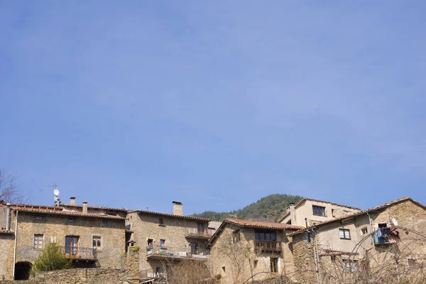 Hermoso pueblo de montaña, vallfogona de ripolles — Foto de Stock