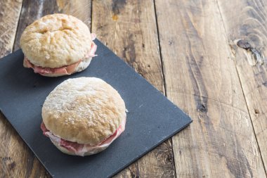 Jamon iberico Bocadillo