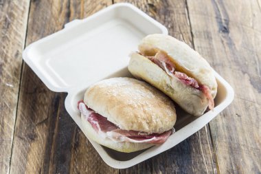 Jambonlu sandviç (jamon iberico)