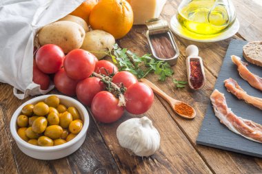 İspanya 'nın tipik malzemeleri