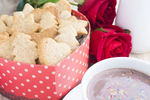 Chocolate con galletas para un día especial — Foto de Stock