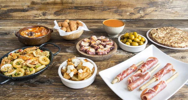 Typowe hiszpańskie jedzenie — Zdjęcie stockowe