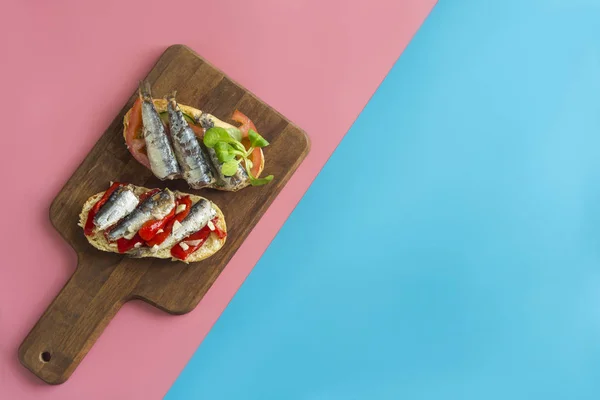 Sardinen und Topinc Sandwich gesund — Stockfoto
