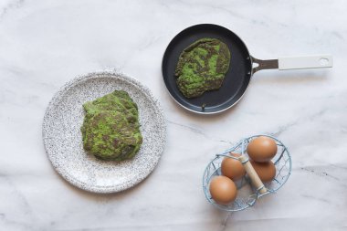 ıspanaklı krep sağlıklı.