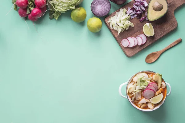 Pozol typisch mexikanisches Essen — Stockfoto