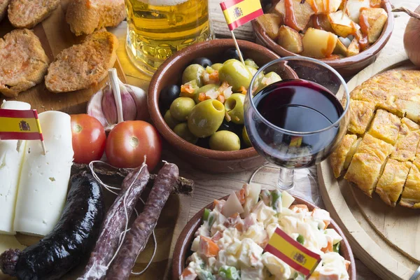 Tapas cucina tipica in Spagna — Foto Stock