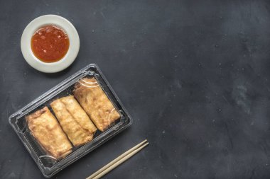Kızarmış Çin geleneksel bahar rulo gıda