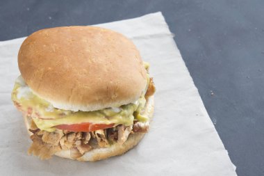 Sandviç Churrasco italiano Tipik Şili yemeği