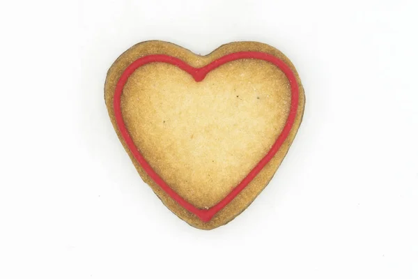 Pierniki w kształcie serca ciasteczka na białym tle — Zdjęcie stockowe