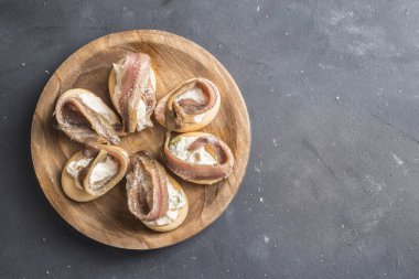 İspanyol Tapa, Rus Salatası (marinera)).