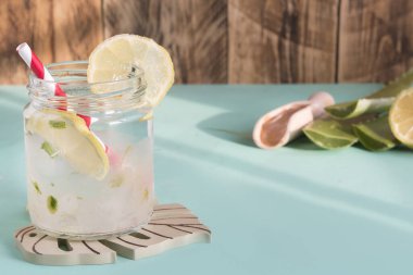 Aloe vera ve limon suyu 