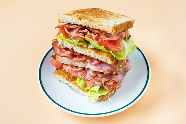 Blt Tipo Sándwich Llamado Así Por Las Iniciales Sus Ingredientes —  Fotos de Stock