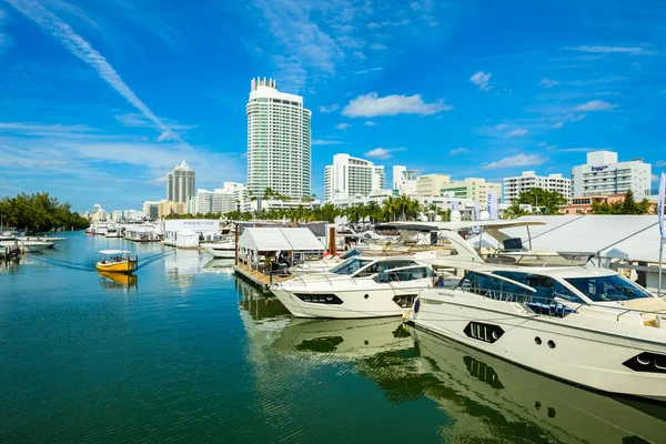 Международная выставка катеров в Майами — стоковое фото