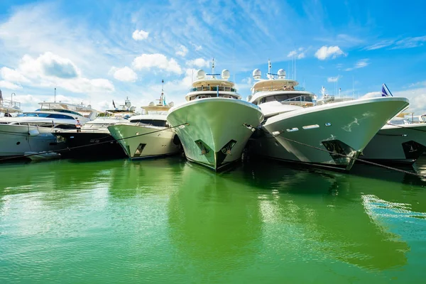 Espectáculo internacional barco miami — Foto de Stock