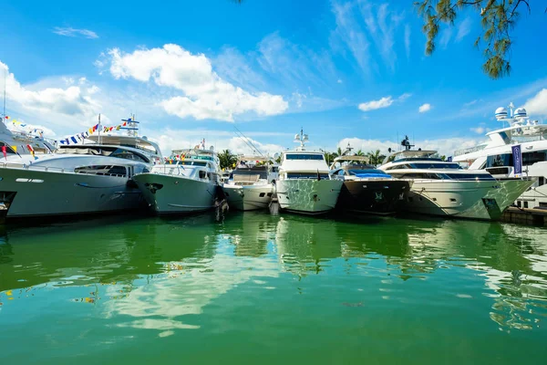 Miami nemzetközi Boat Show — Stock Fotó