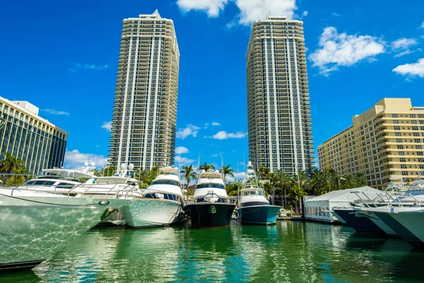 Espectáculo internacional barco miami — Foto de Stock