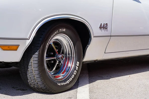 Vintage Oldsmobile Automóvil — Foto de Stock