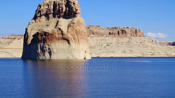 Lone Rock Canyon — Stockvideo