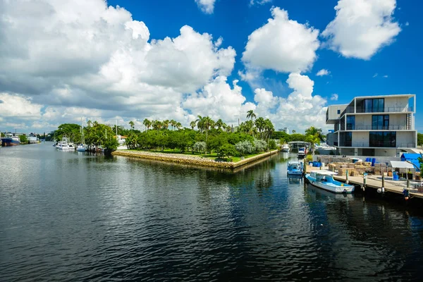 Paesaggio urbano di Miami River — Foto Stock