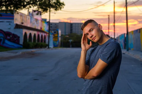 Handsome young man — Stock Photo, Image