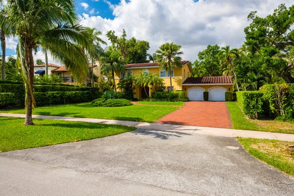 Coral Gables home — Stock Photo, Image