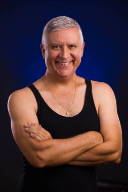 Yakışıklı erkek portresi