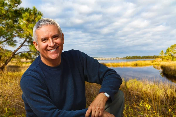 Handsome man outdoors — Stock Photo, Image