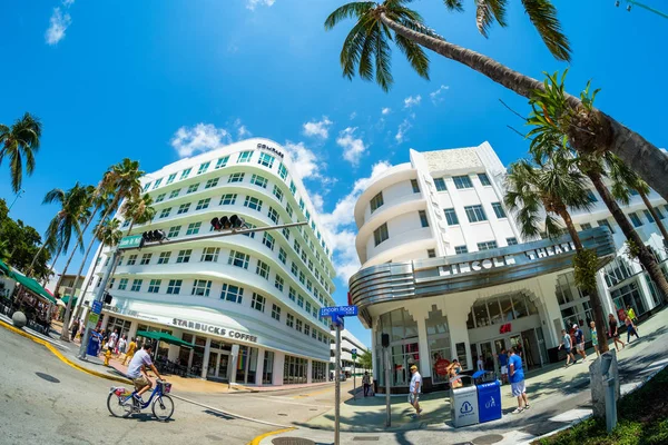 Centro commerciale di Lincoln road — Foto Stock