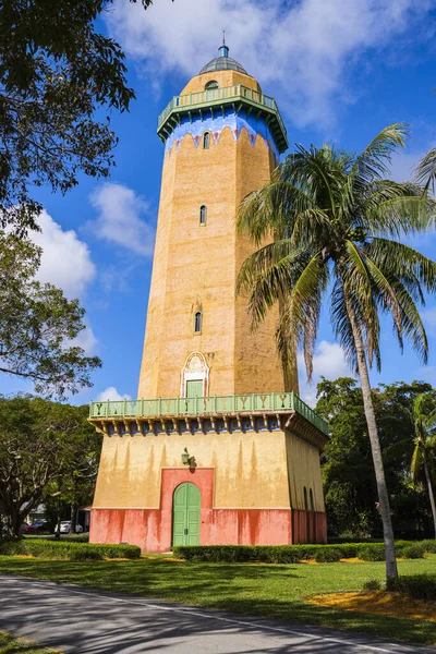 Coral Gables Flórida Eua Março 2020 Belamente Restaurada Alhambra Water — Fotografia de Stock