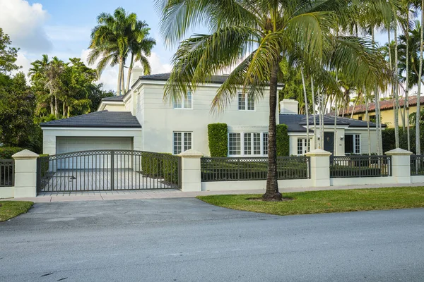 Coral Gables Florida Usa Mars 2020 Modern Arkitektur Stil Hem — Stockfoto