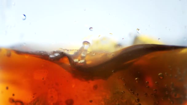 Bulle Whisky Dans Verre — Video