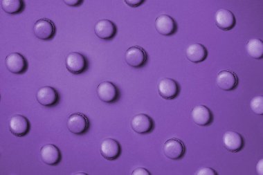 Makaronlar deseni menekşe rengi eşleşen nesneler ve arkaplan 