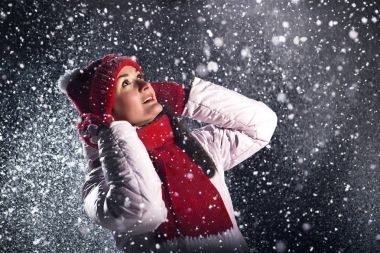 Ne kadar güzel kar düşüyor