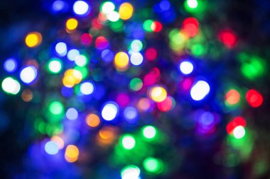 Hafif lekeler. Lambalar. Odak dışında. Arka plan.