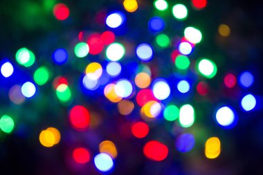 Hafif lekeler. Lambalar. Odak dışında. Arka plan.