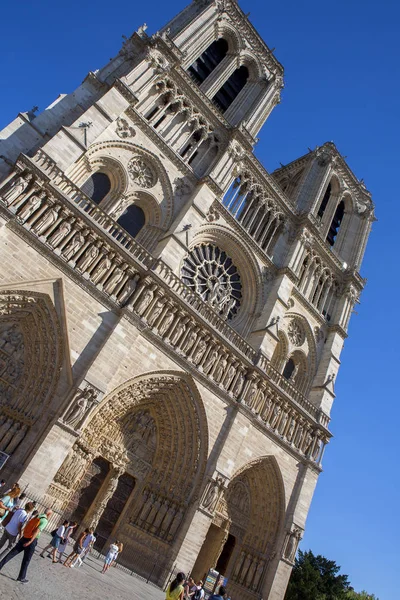 Notre dame de paris, die berühmteste Kathedrale — Stockfoto