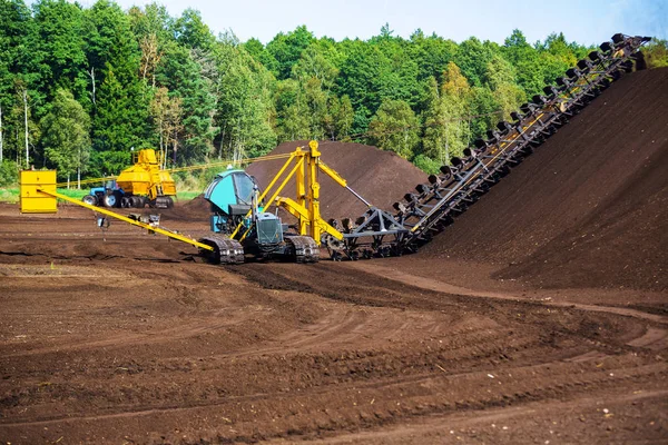 Peat production — Stock Photo, Image