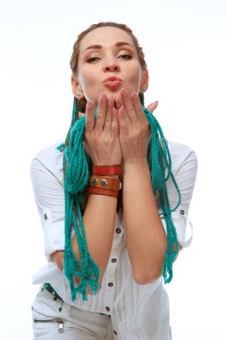 Rasta saçlı güzel Avrupalı kız..