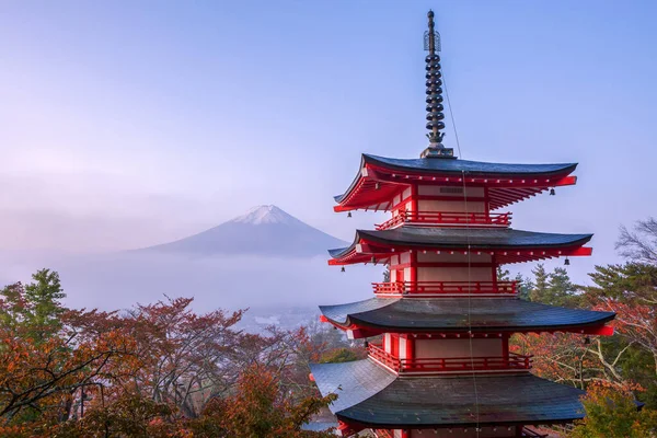 Fuji Com Chureito Pagoda Outono Fujiyoshida Japão Névoa — Fotografia de Stock