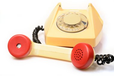 Beyaz eski disk telefon ile telefonda
