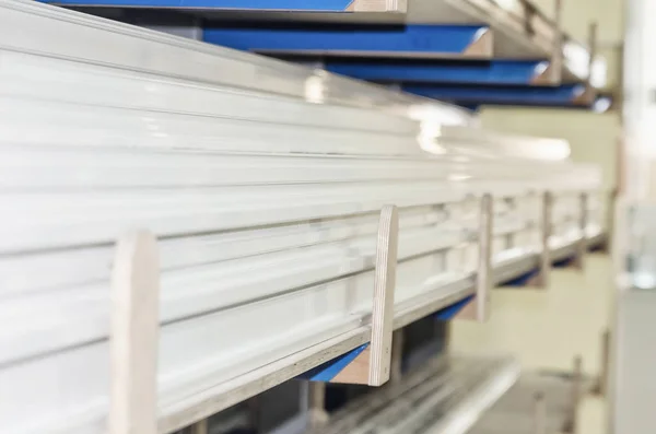 dükkanda üretiminde plastik profil