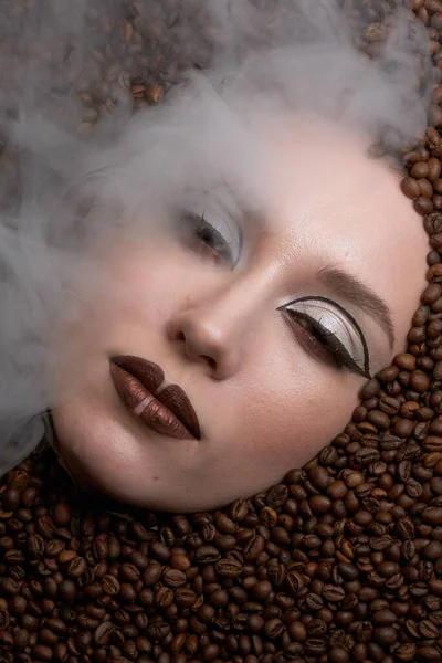 Portrait Young Woman Coffee Beans Woman Face Make Hairstyle — Stock Photo, Image