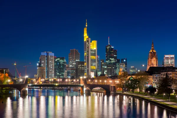 City of Frankfurt am Main skyline at night, Frankfurt, Germany. — Stock Photo, Image
