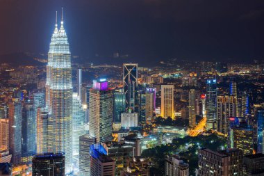 Kuala Lumpur manzarası ve gece gökdelen Kuala Lumpur, Ma