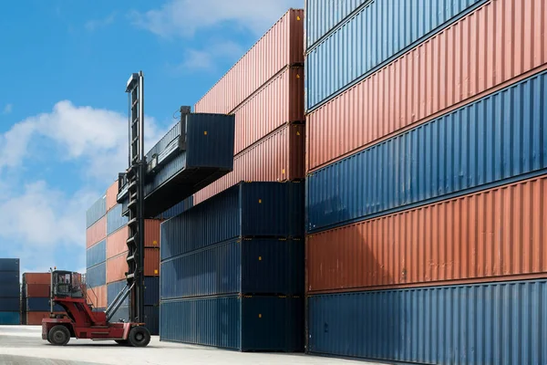 Crane lift up container box loading to container depot use for c — Stock Photo, Image