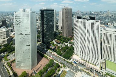 Tokyo, Japonya gökdelen Shinjuku iş bölgesi.