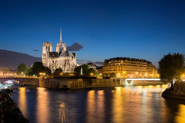 Notre dame de paris, Franciaország. — Stock Fotó