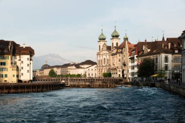 Lucerne. Lucerne, İsviçre görüntü günbatımı sırasında.