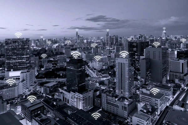 Ícone de Wi-Fi e cidade de Bangkok com conceito de conexão de rede, Bang — Fotografia de Stock