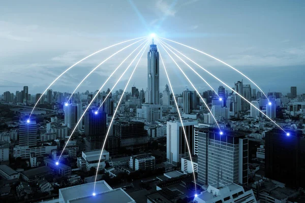 Smart city scape ve ağ bağlantı kavramı, kablosuz sinyal — Stok fotoğraf
